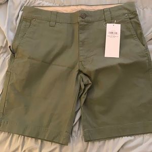 Men’s Columbia Shorts size 32